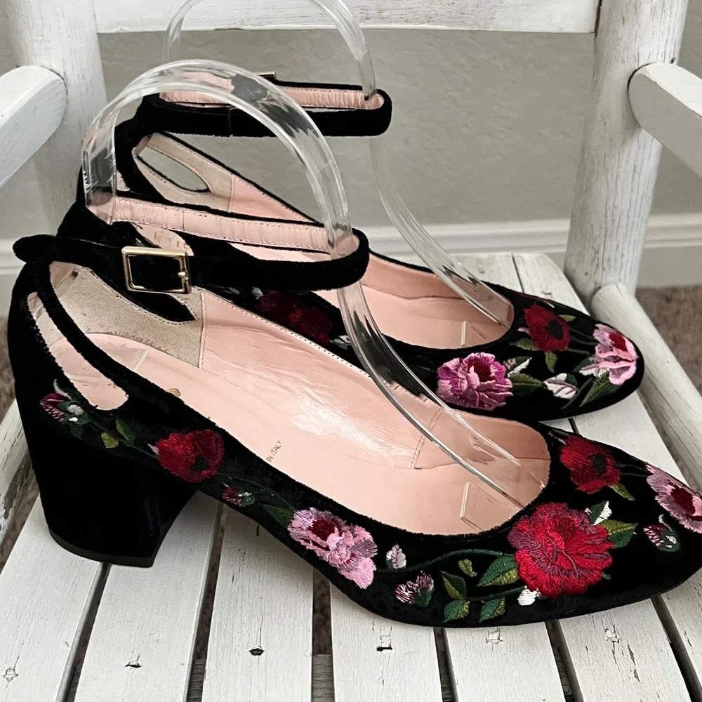 Kate Spade Black Velvet Floral Embroidered Block Heel Ankle-Strap Pumps 9 - Picture 4 of 8